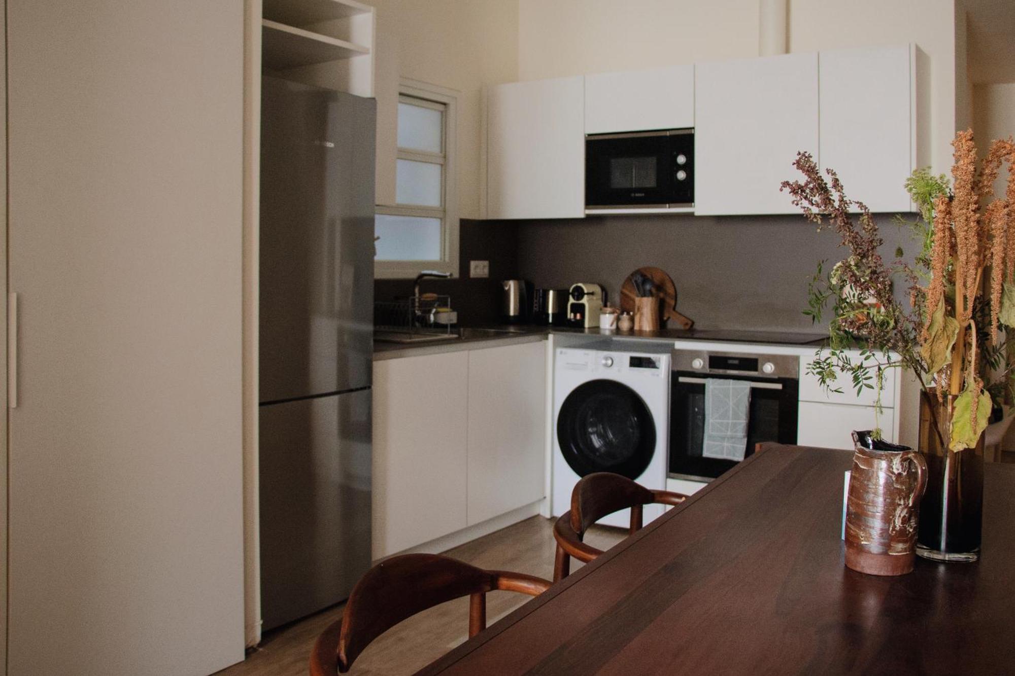 Unique Living Born Apartments & Studios Барселона Экстерьер фото